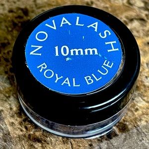 NovaLash 10mm Royal Blue Eyelash Extension Pot
